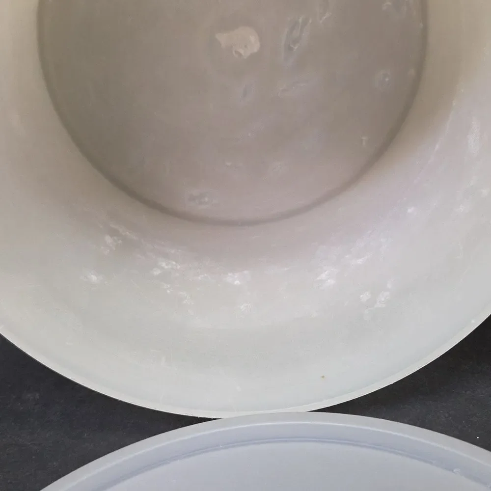 Vintage‎ Tupperware Lot of 4 Round Storage Containers & Lids